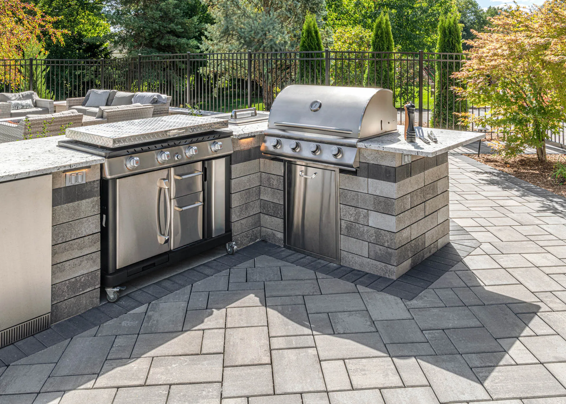 Full Outdoor Kitchen