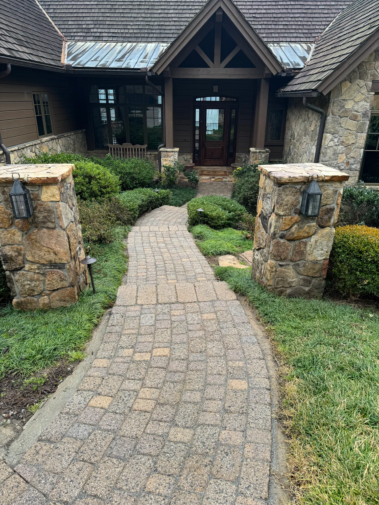 Elegant Walkway Design