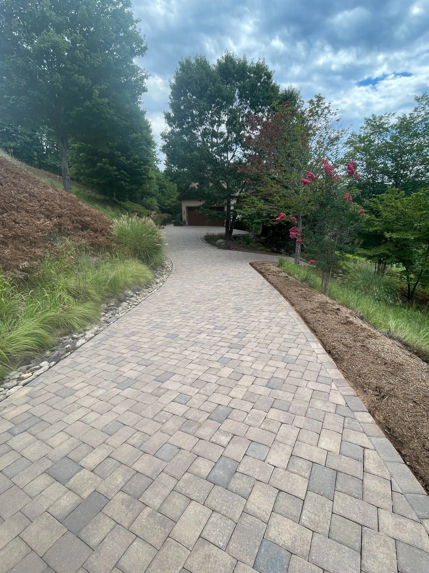 Mountain Estate Driveway