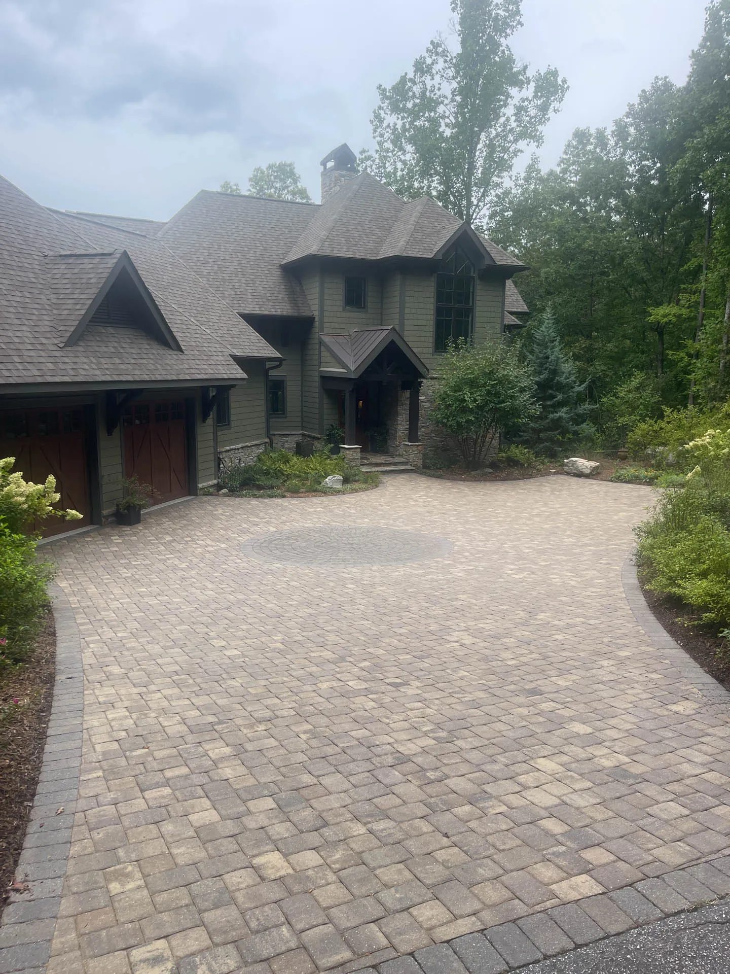 Luxury Mountain Driveway