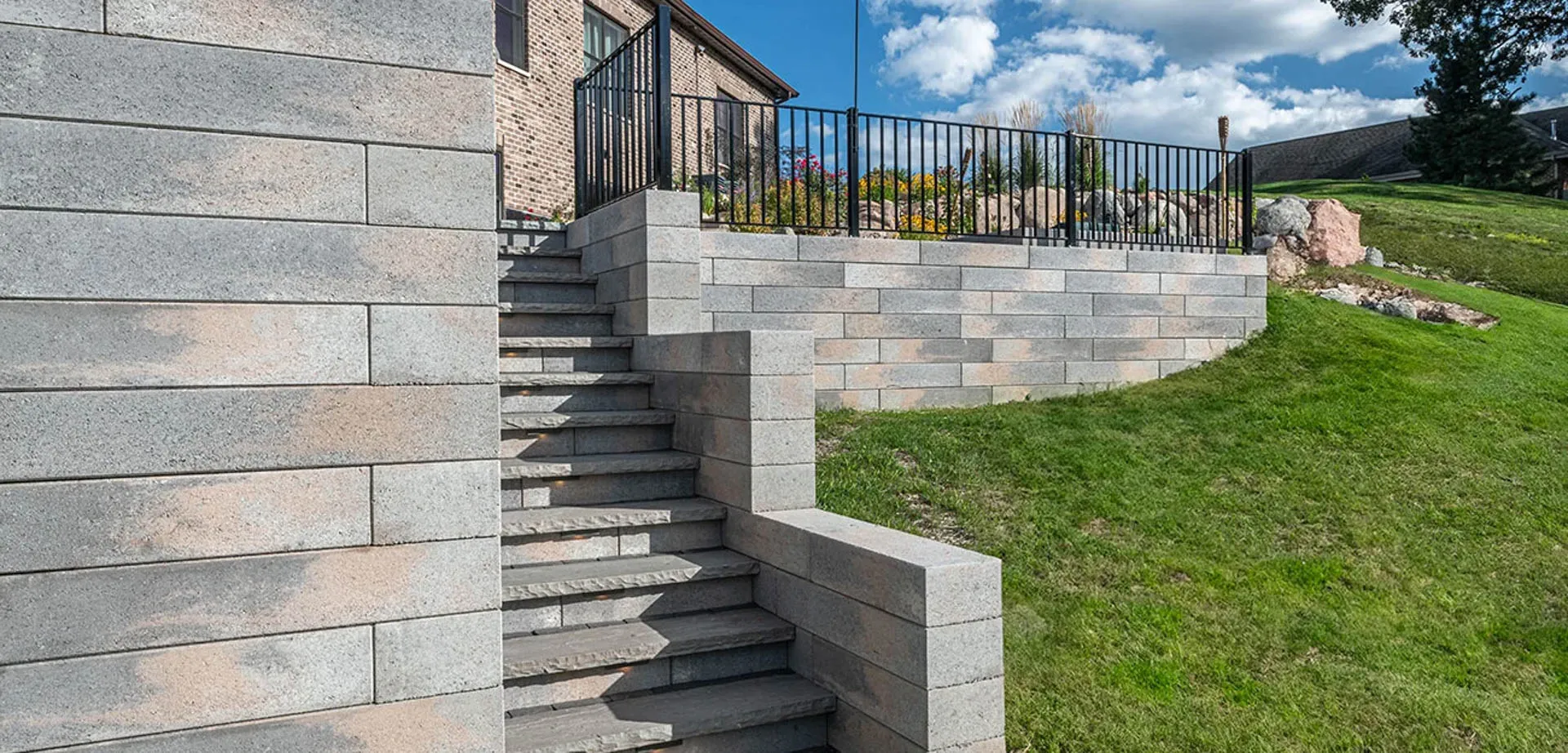 SienaEdge Fieldstone Wall